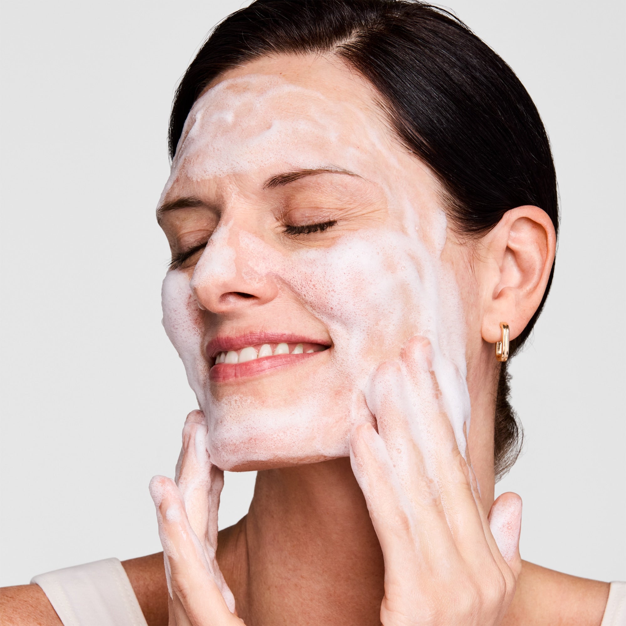 Estée Lauder -  Perfectly Clean Multi-Action Foam Cleanser (Original)